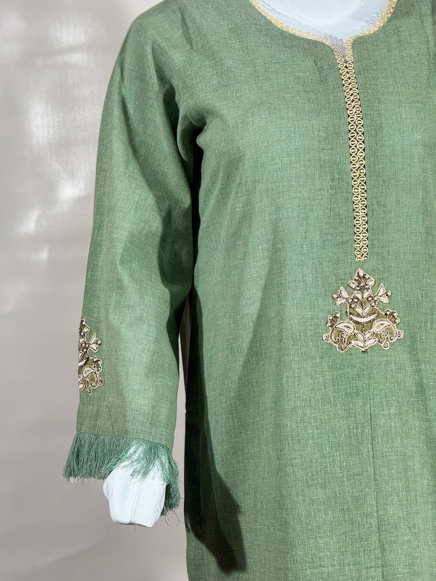 Elegant Krandi Fabric 2-Piece Kurti Set – Timeless Comfort Style