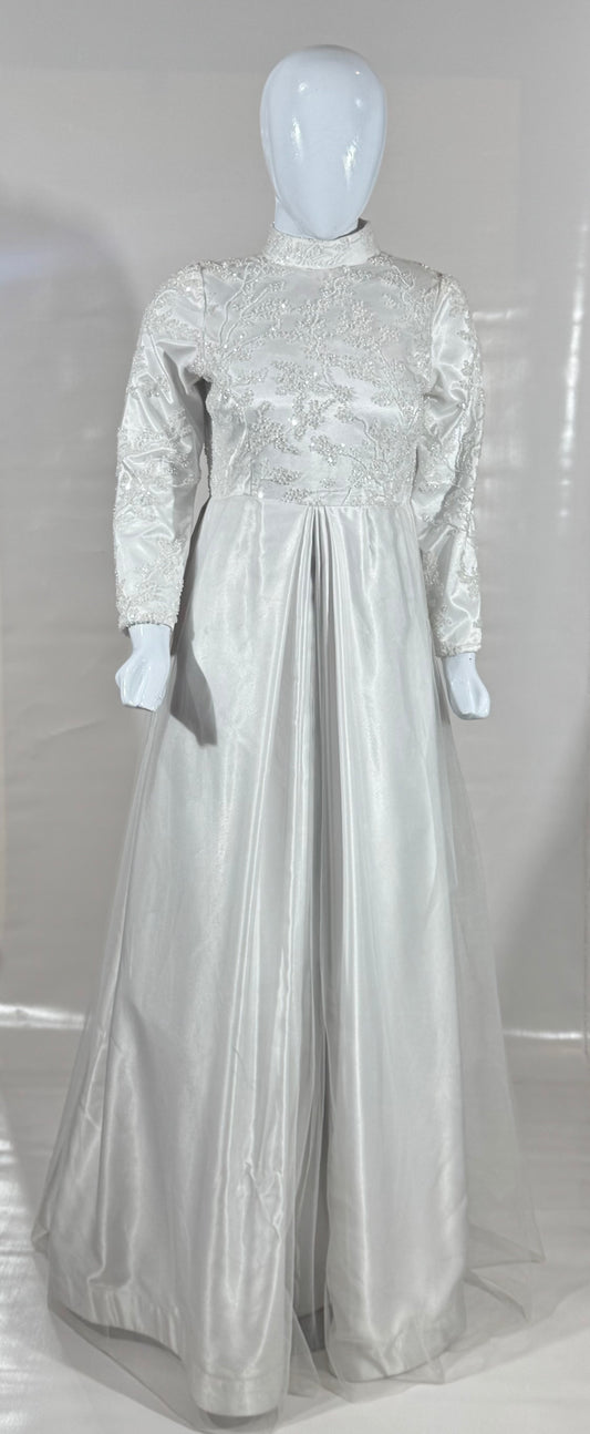 Luxury Bridal Maxi – Net and Silk Fabric Elegance for Your Special Day